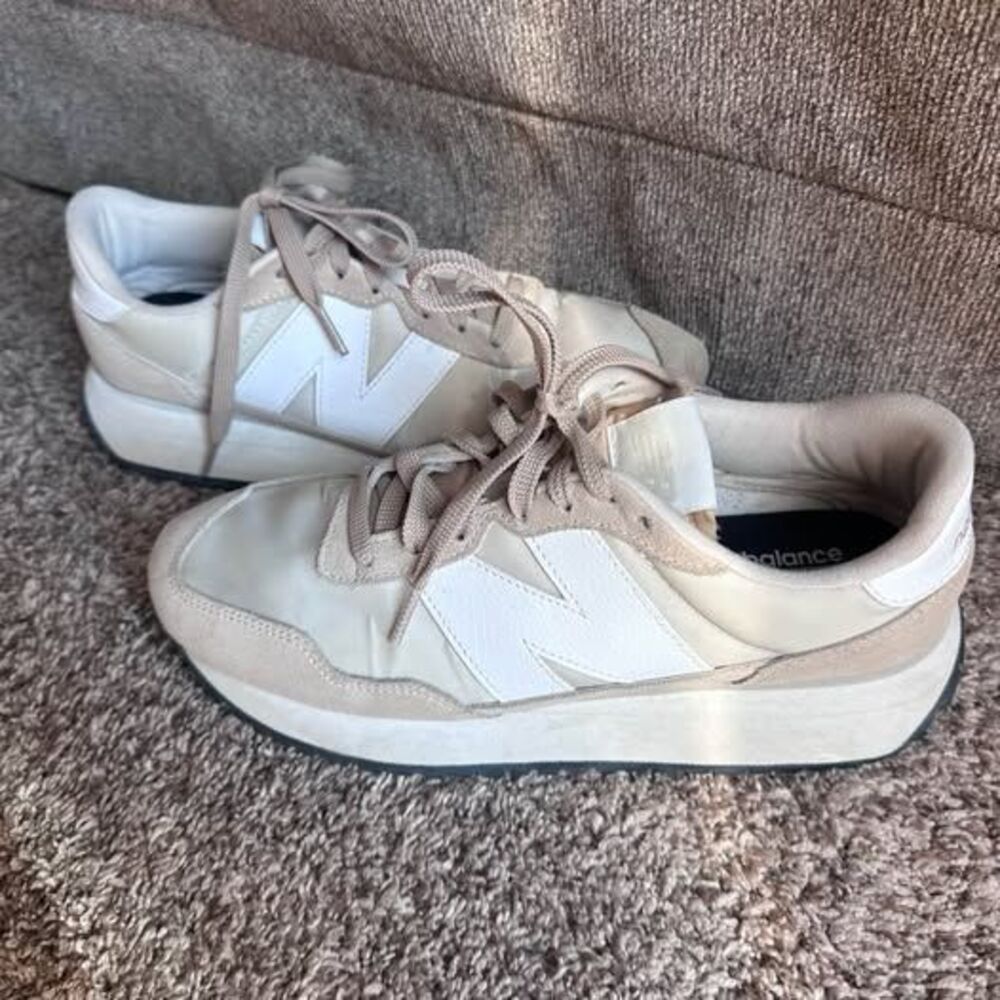 New Balance 237 Sneakers